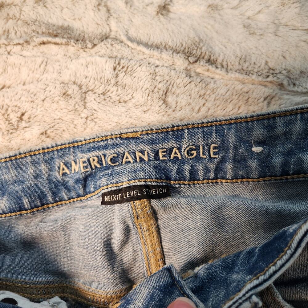 American Eagle women's midi denim shorts size 2 - Picture 3 of 5
